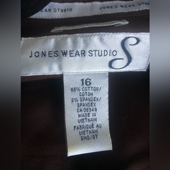 Jones Wear Studio Chocolate Brown Jean Jacket - Picture 7 of 8